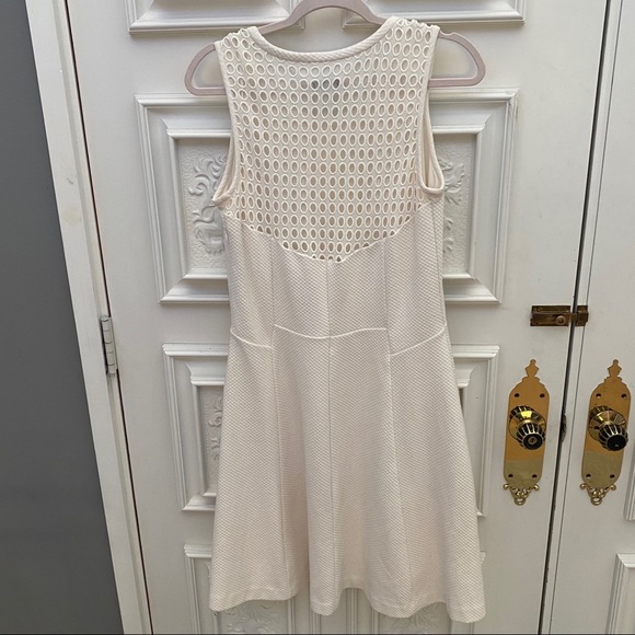 Ann Taylor eyelet dress - size 8 - Picture 6 of 7